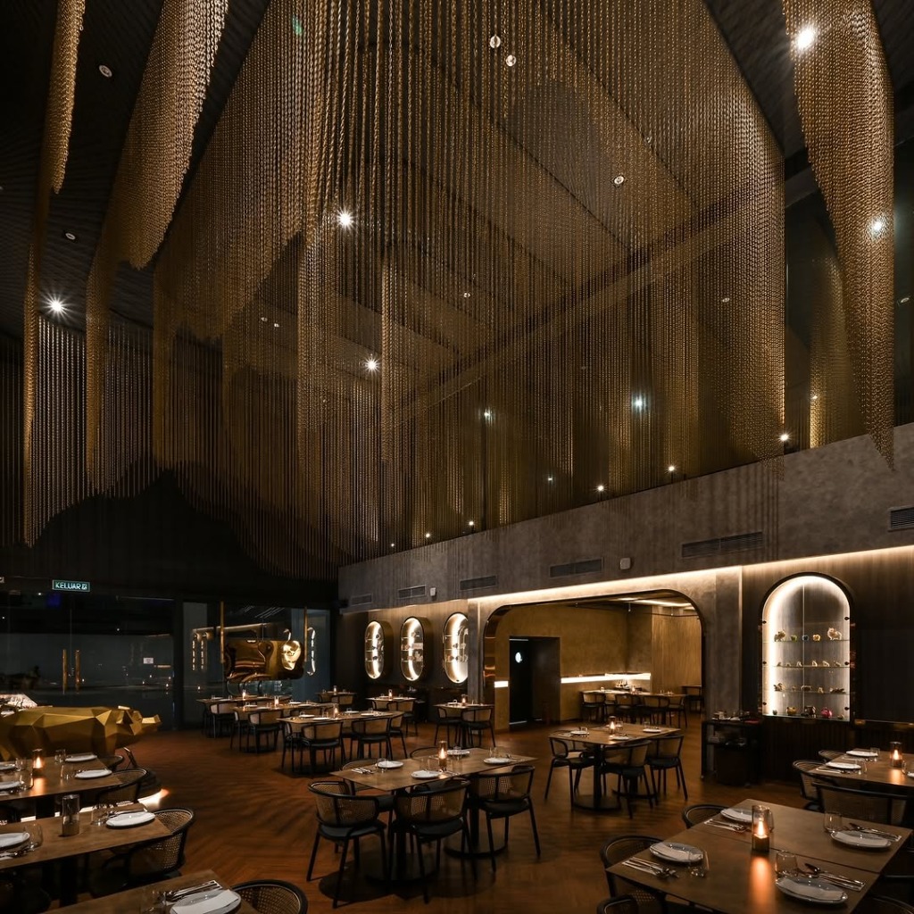 Elegant High Ceilings